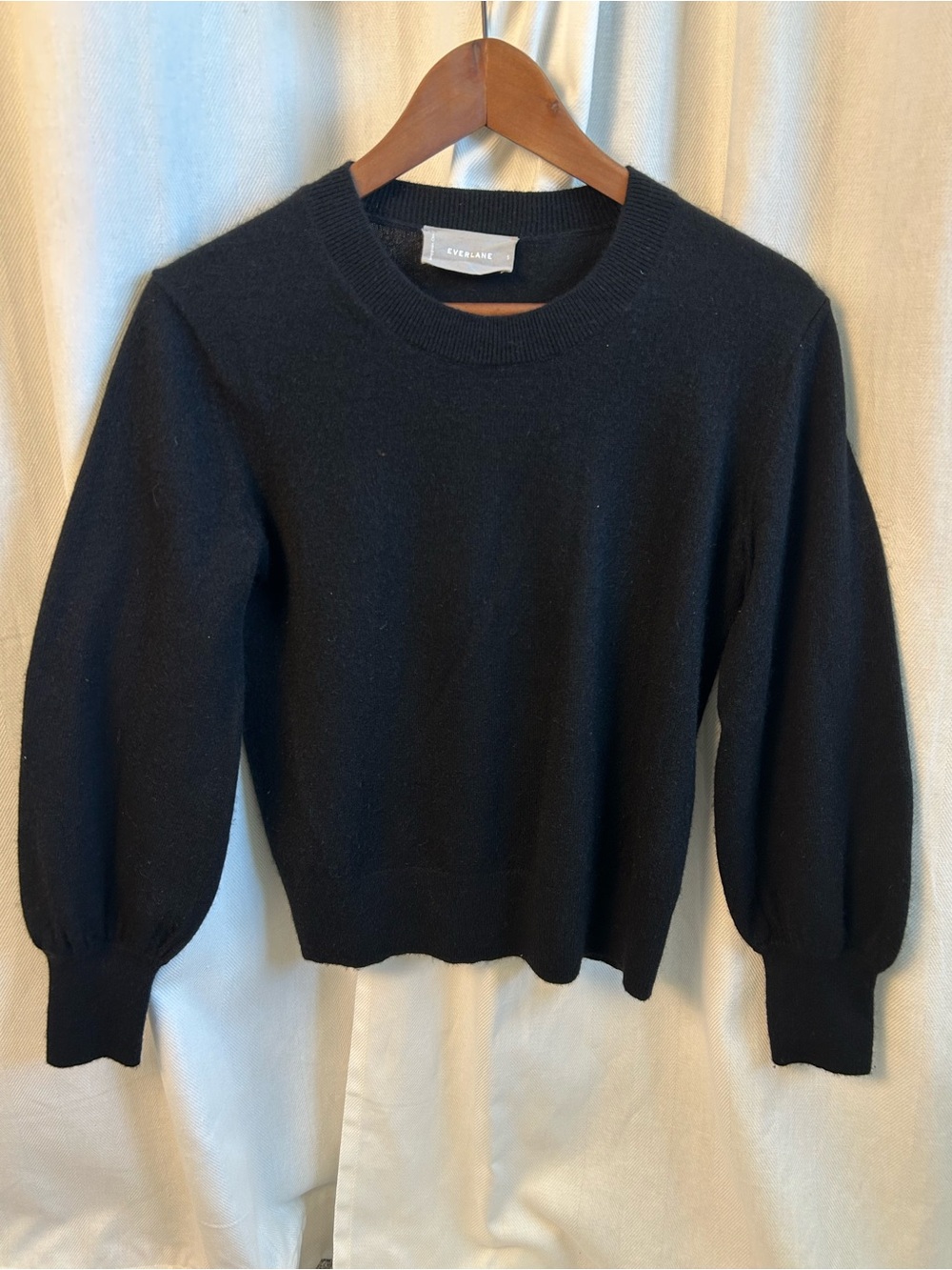 Everlane Cashmere Lantern Sleeve Sweater Black